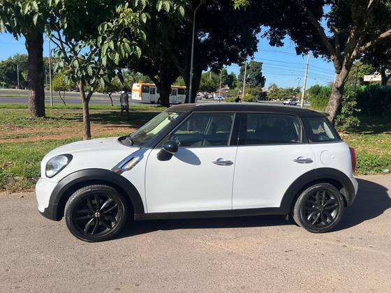 MINI COUNTRYMAN 1.6 CHILLI 16V 120CV GASOLINA 4P AUTOMÁTICO